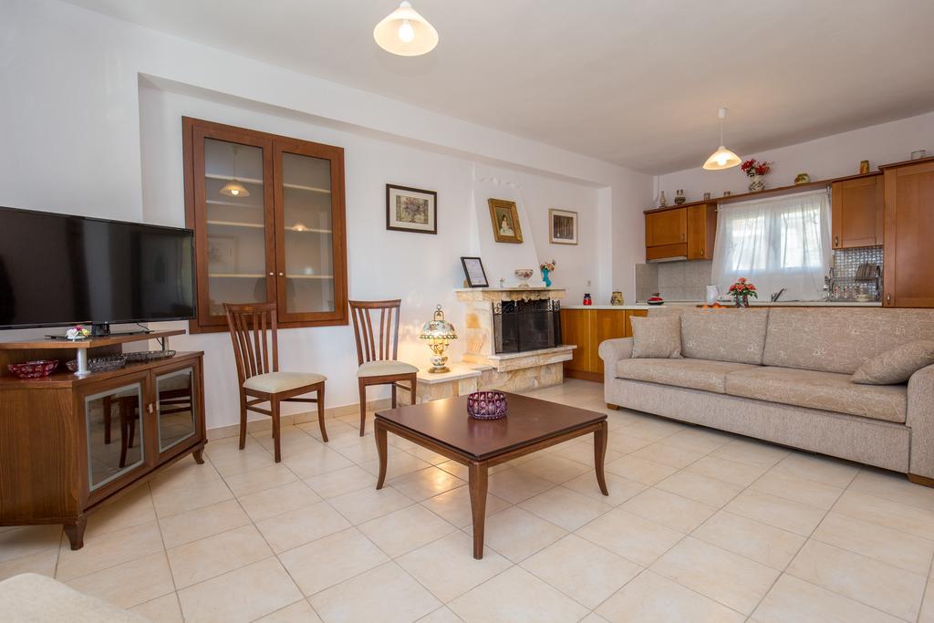 Grande Apartments يميناريا المظهر الخارجي الصورة