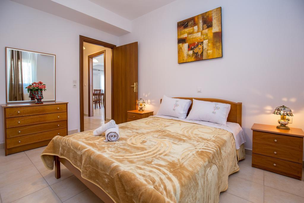 Grande Apartments يميناريا المظهر الخارجي الصورة