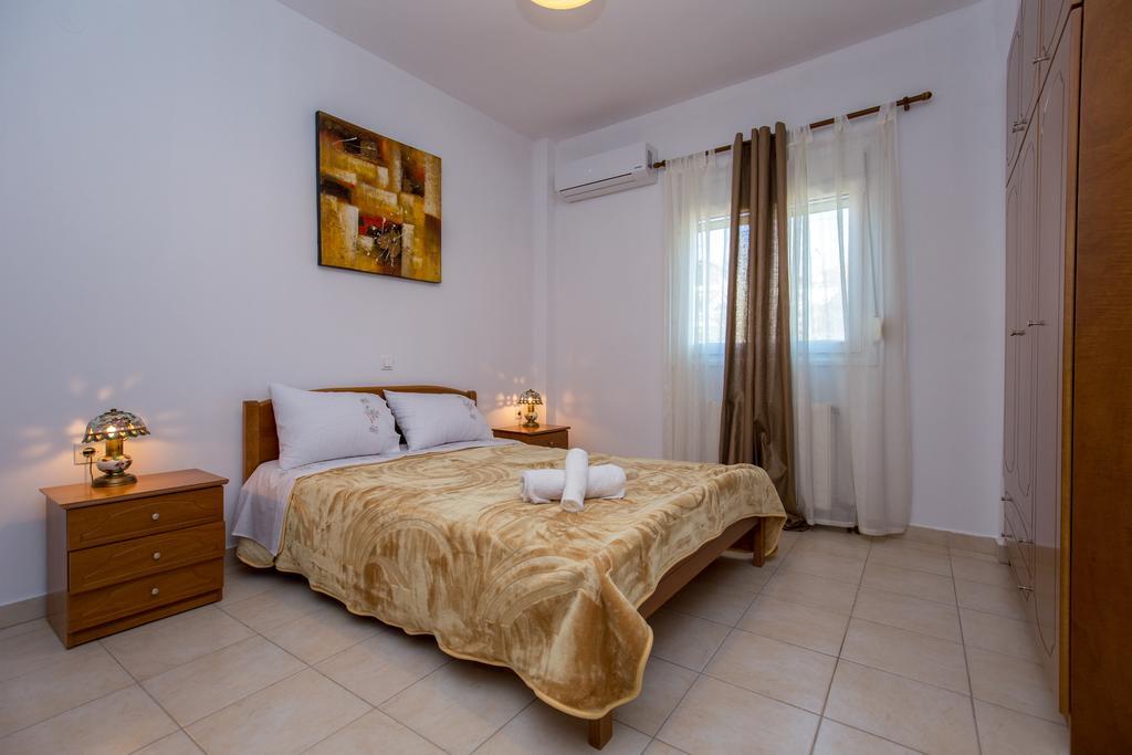 Grande Apartments يميناريا المظهر الخارجي الصورة