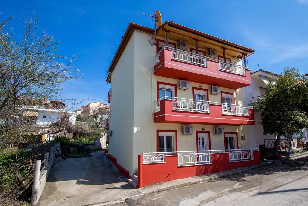Grande Apartments يميناريا المظهر الخارجي الصورة