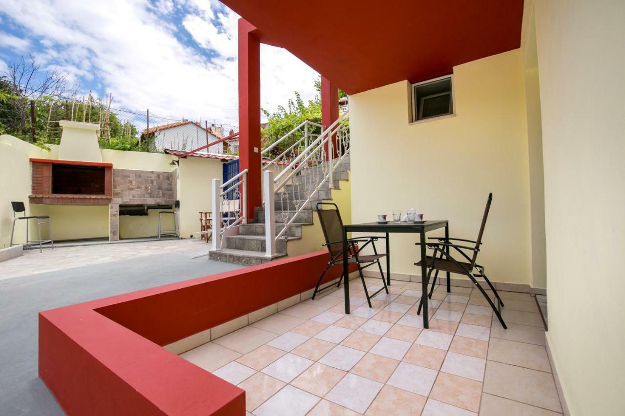Grande Apartments يميناريا المظهر الخارجي الصورة