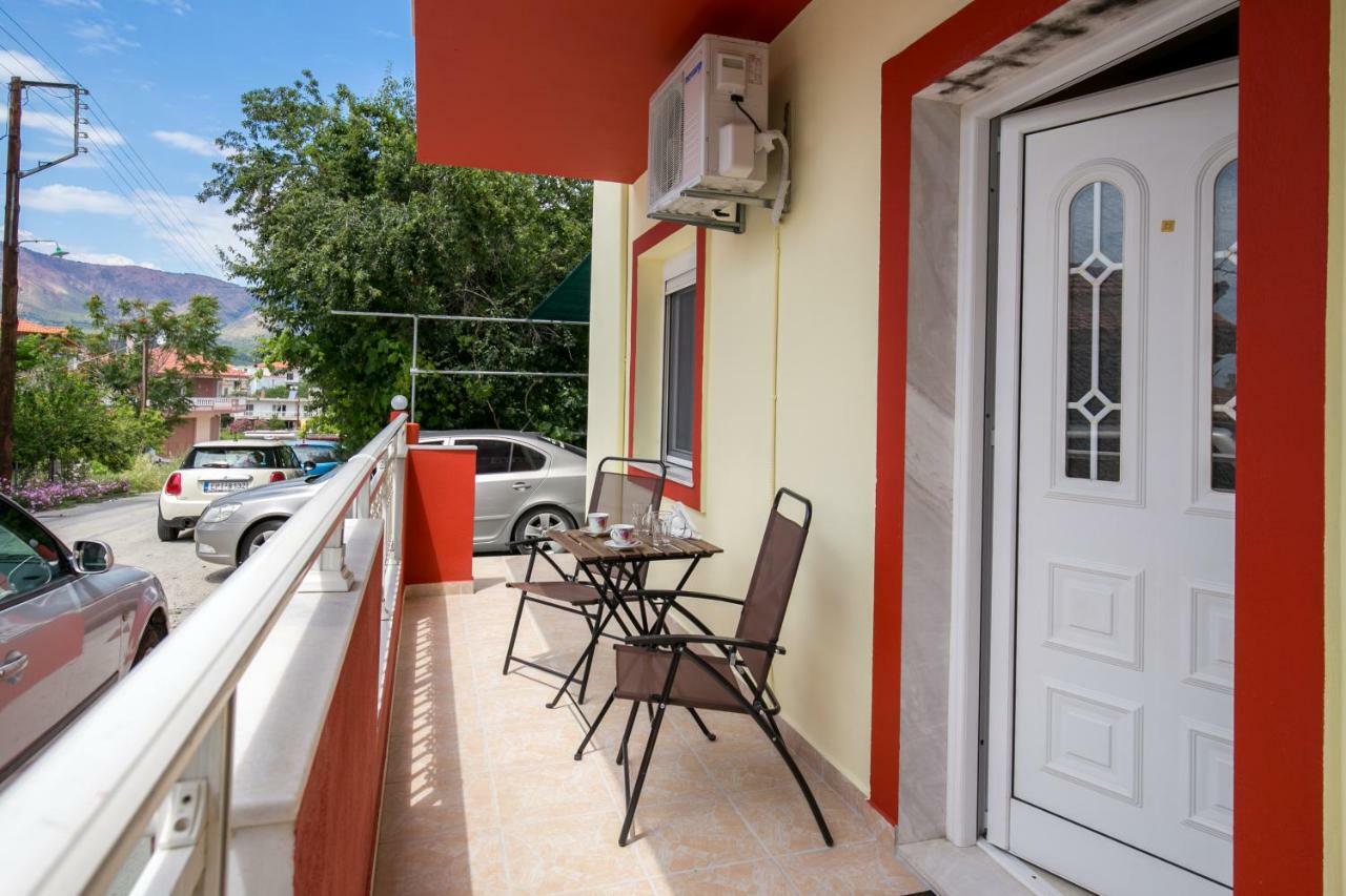 Grande Apartments يميناريا المظهر الخارجي الصورة