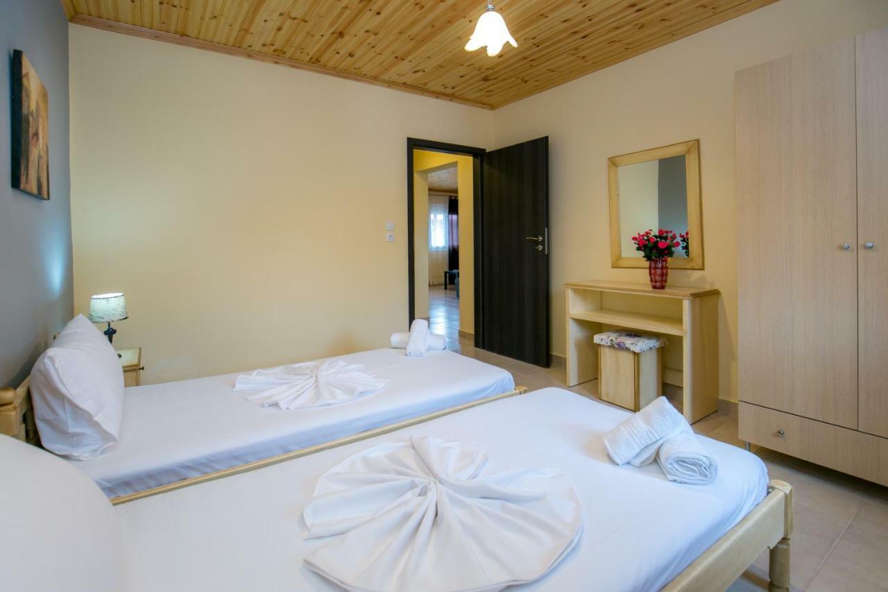Grande Apartments يميناريا المظهر الخارجي الصورة